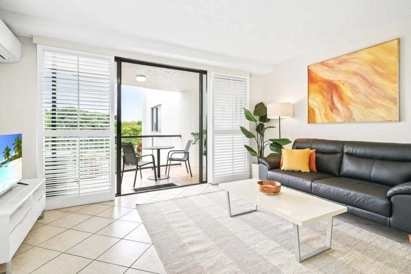 Tropical Tides At Cairns Esplanade Apartment 0*,  Australia